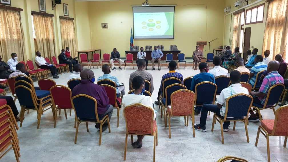 Vue de l'assemblée générale du consortium des asbl de Limete